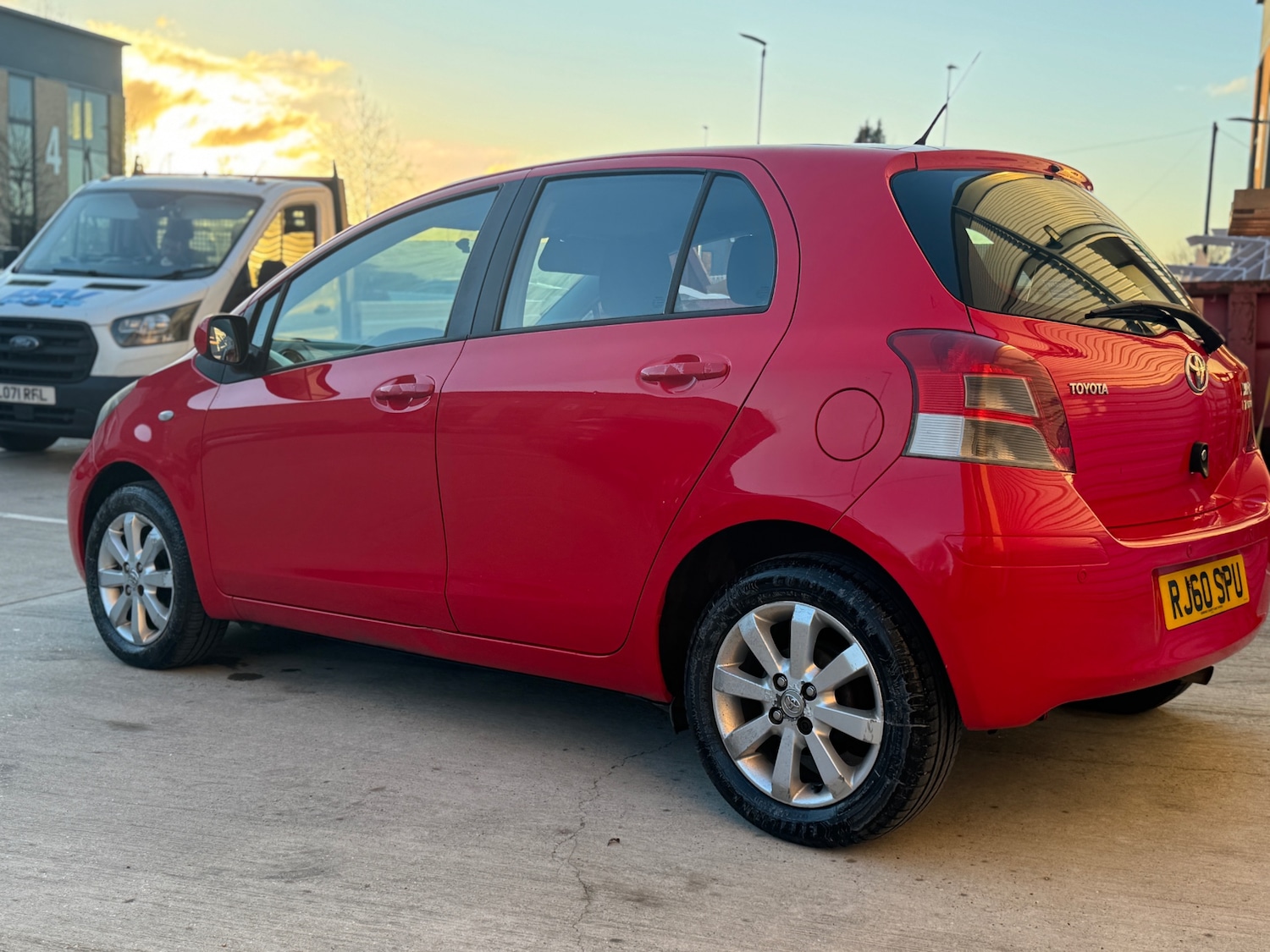 Used Toyota Yaris 2011 for sale - 77438221: Photo 4