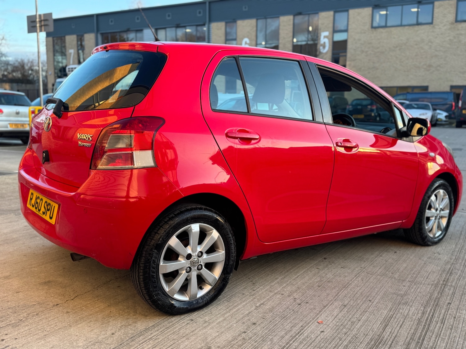 Used Toyota Yaris 2011 for sale - 77438221: Photo 5
