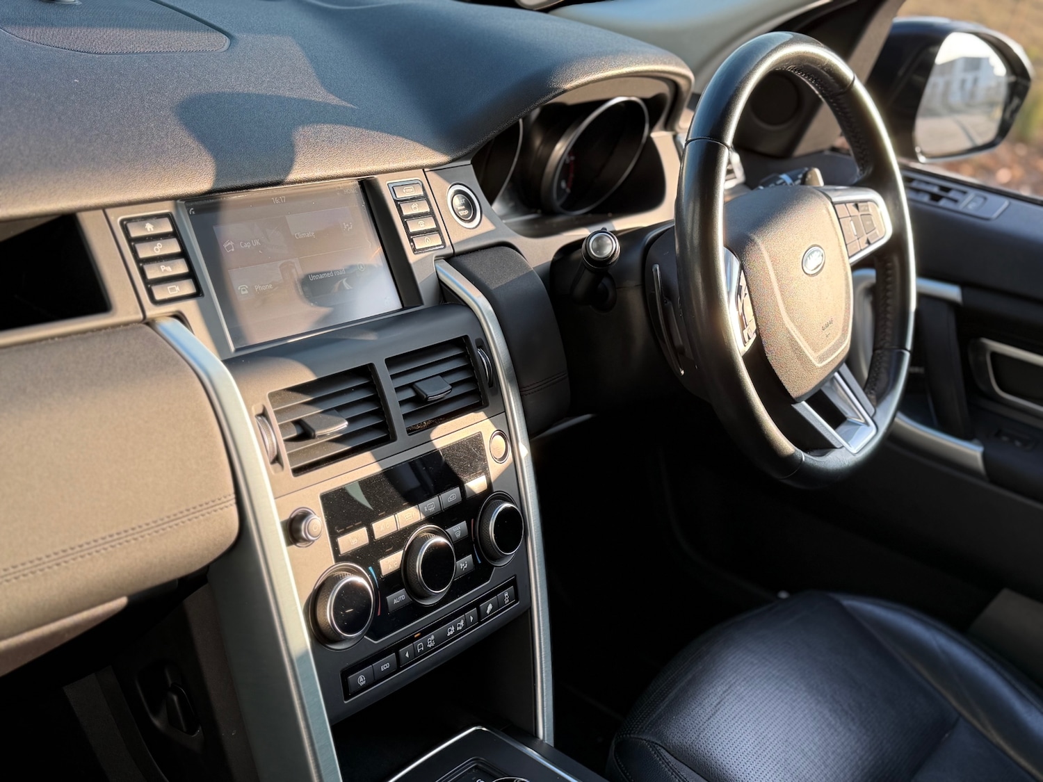 Used Land Rover Discovery Sport 2018 for sale - 77751895: Photo 14