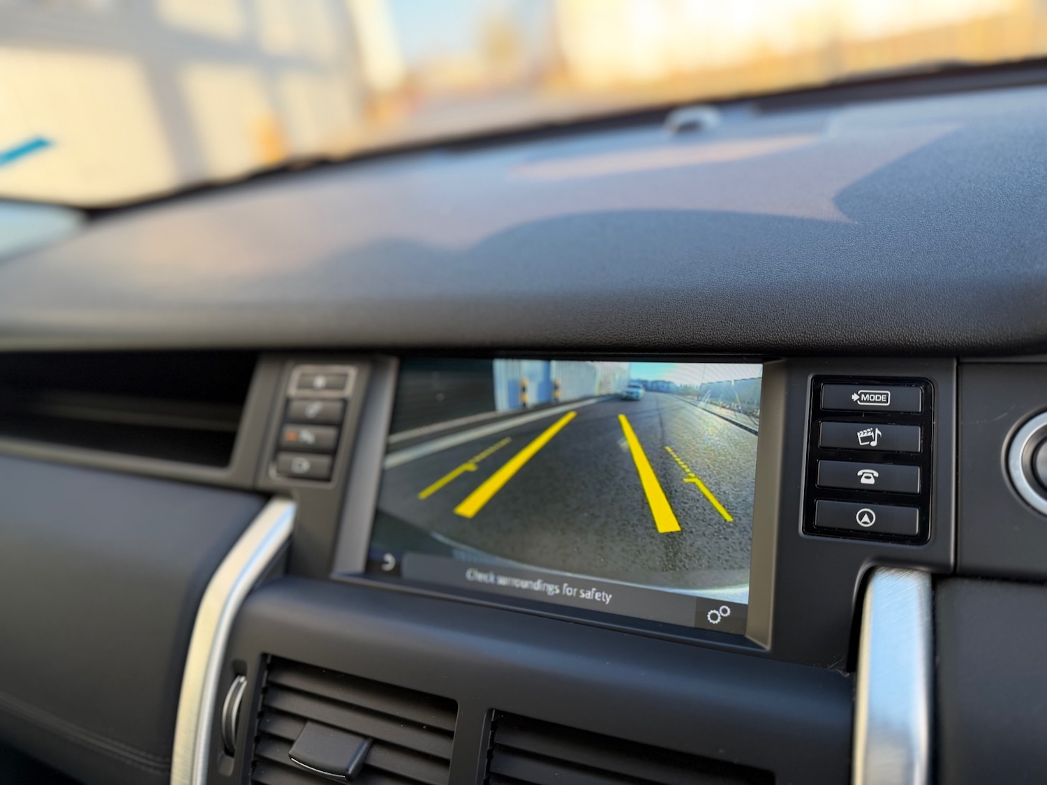 Used Land Rover Discovery Sport 2018 for sale - 77751895: Photo 22