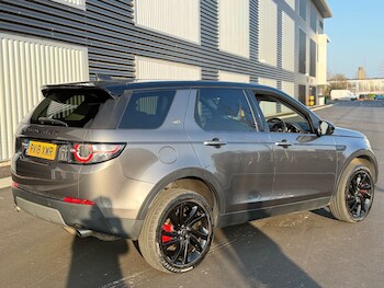 Used Land Rover Discovery Sport 2018 for sale - 77751895: Photo