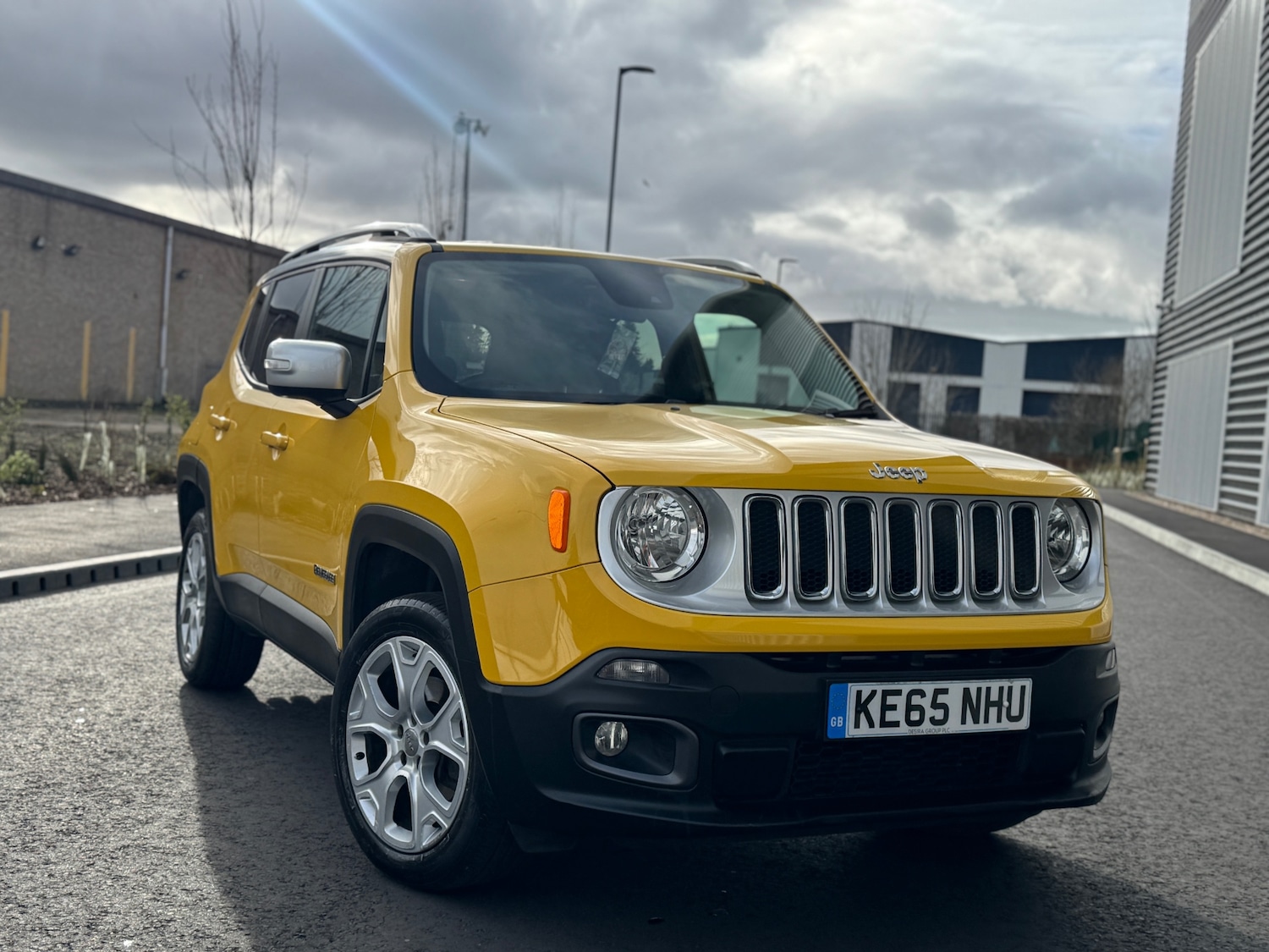 Used Jeep Renegade 2016 for sale - 77882035: Photo 2