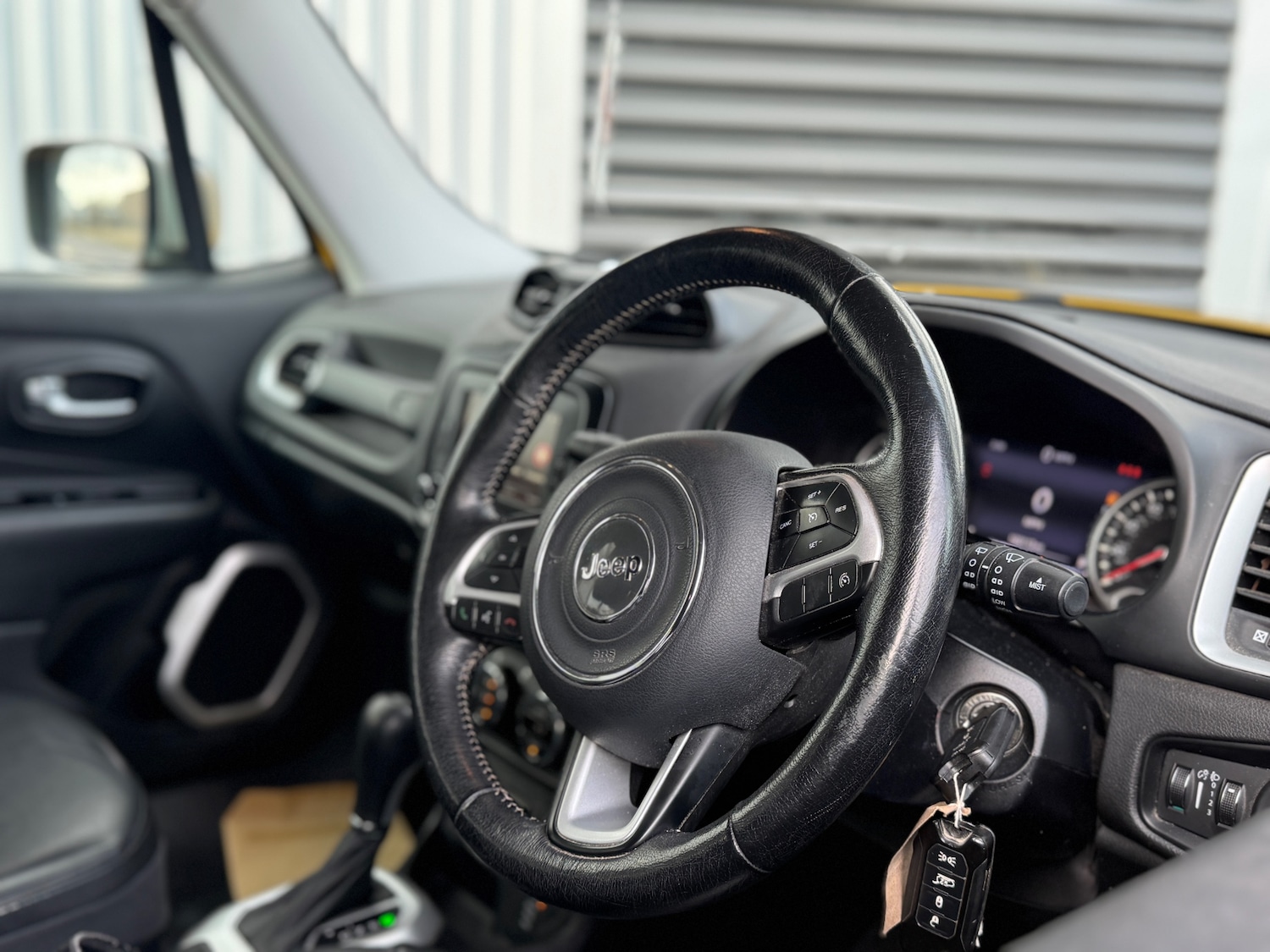 Used Jeep Renegade 2016 for sale - 77882035: Photo 8