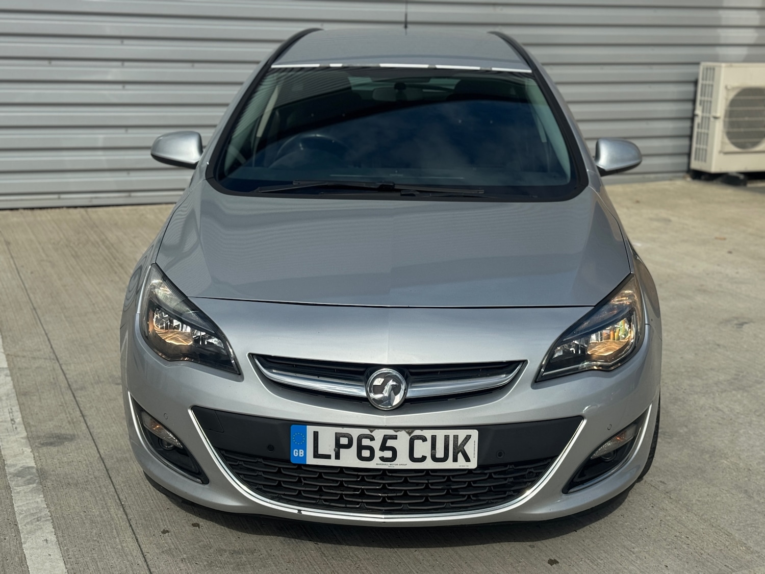 Used Vauxhall Astra 2016 for sale - 76040323: Photo 3