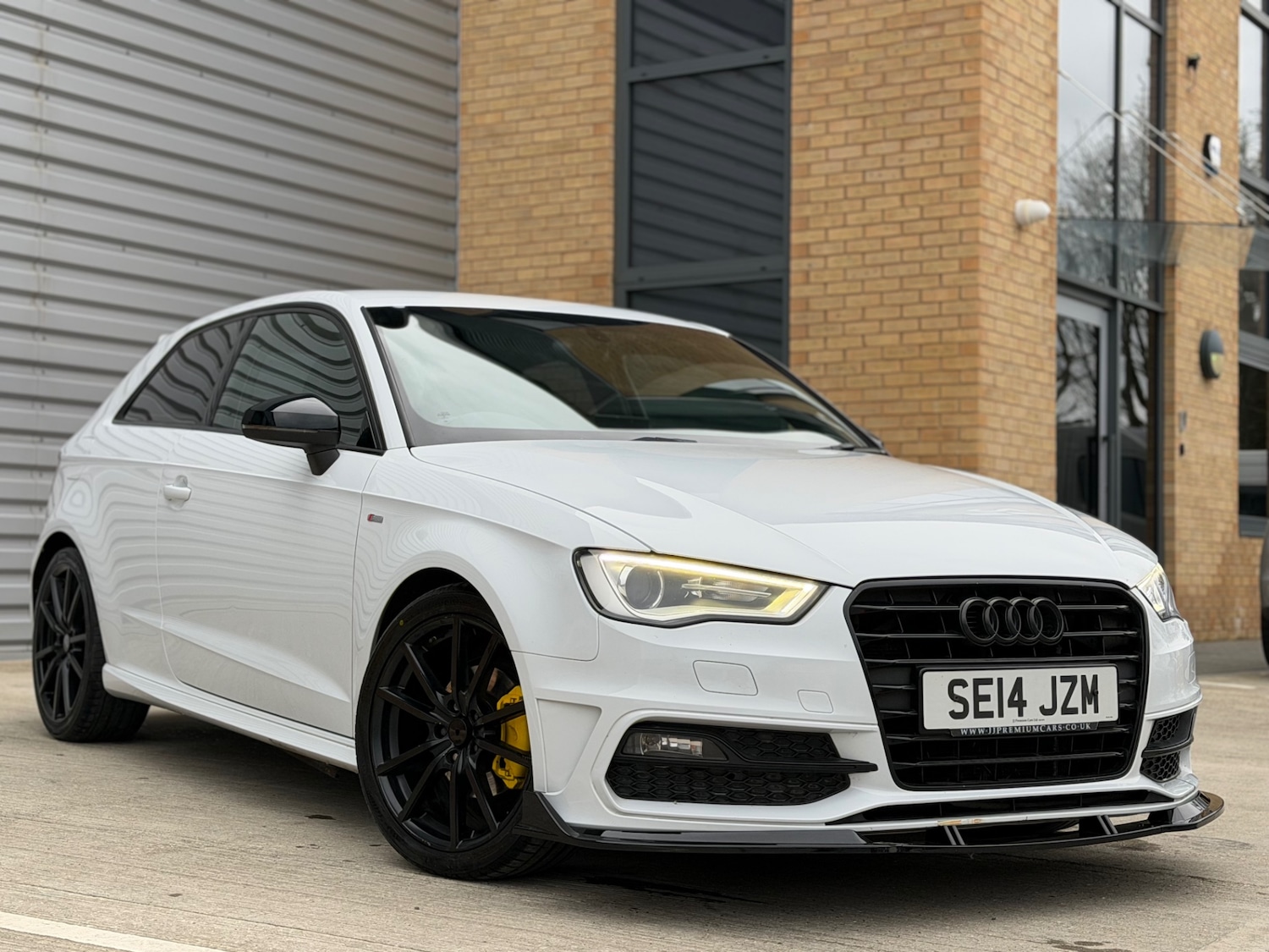 Used Audi A3 2014 for sale - 77641813: Photo 2