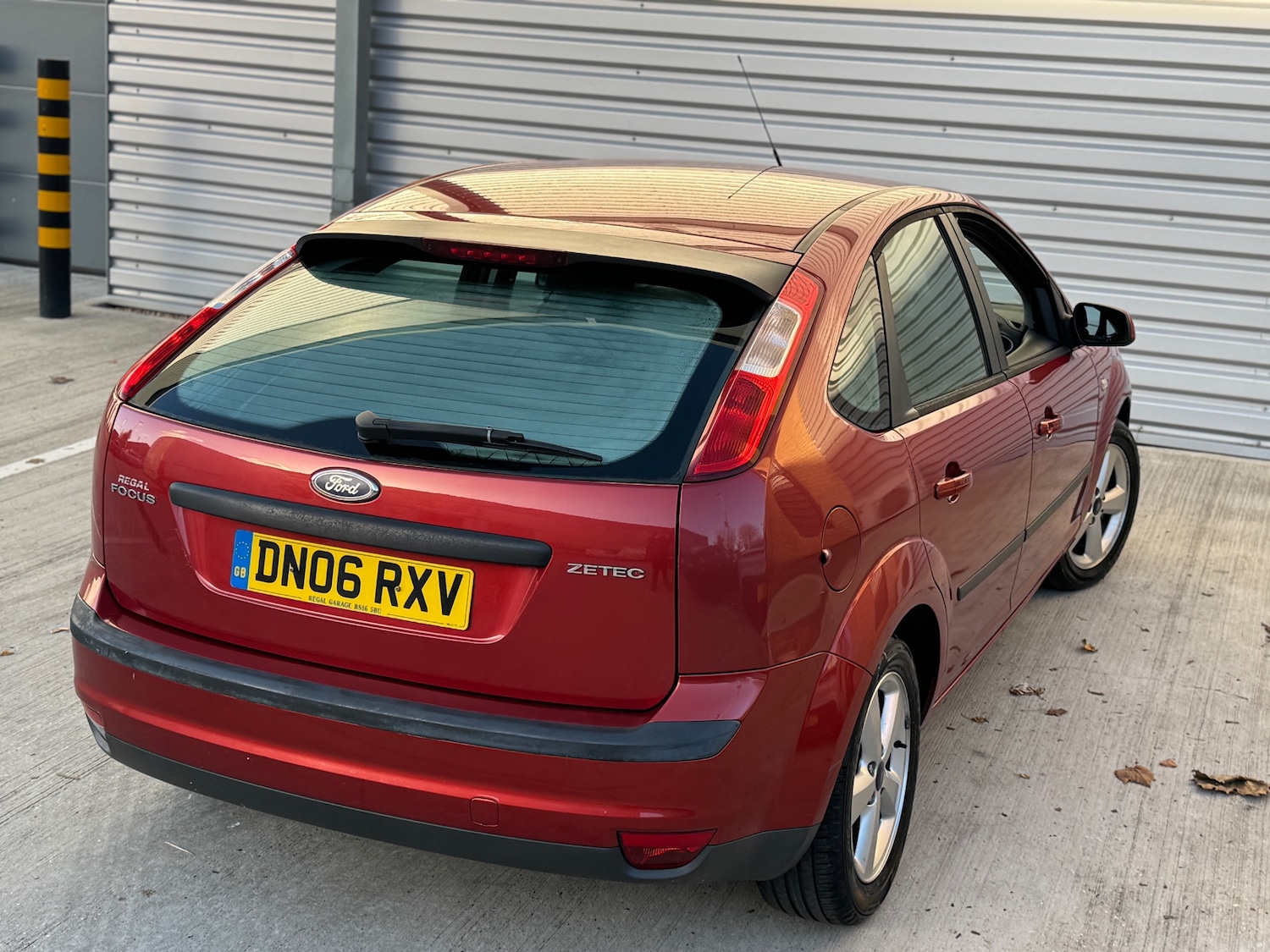 Used Ford Focus 2006 for sale - 76605508: Photo 4