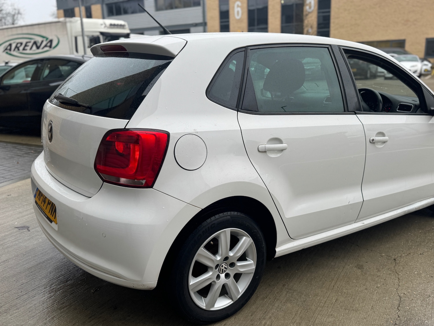 Used Volkswagen Polo 2014 for sale - 77454277: Photo 9
