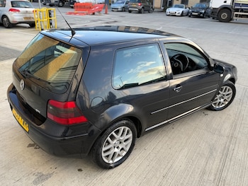 Used Volkswagen Golf 2003 for sale - 77036959: Photo