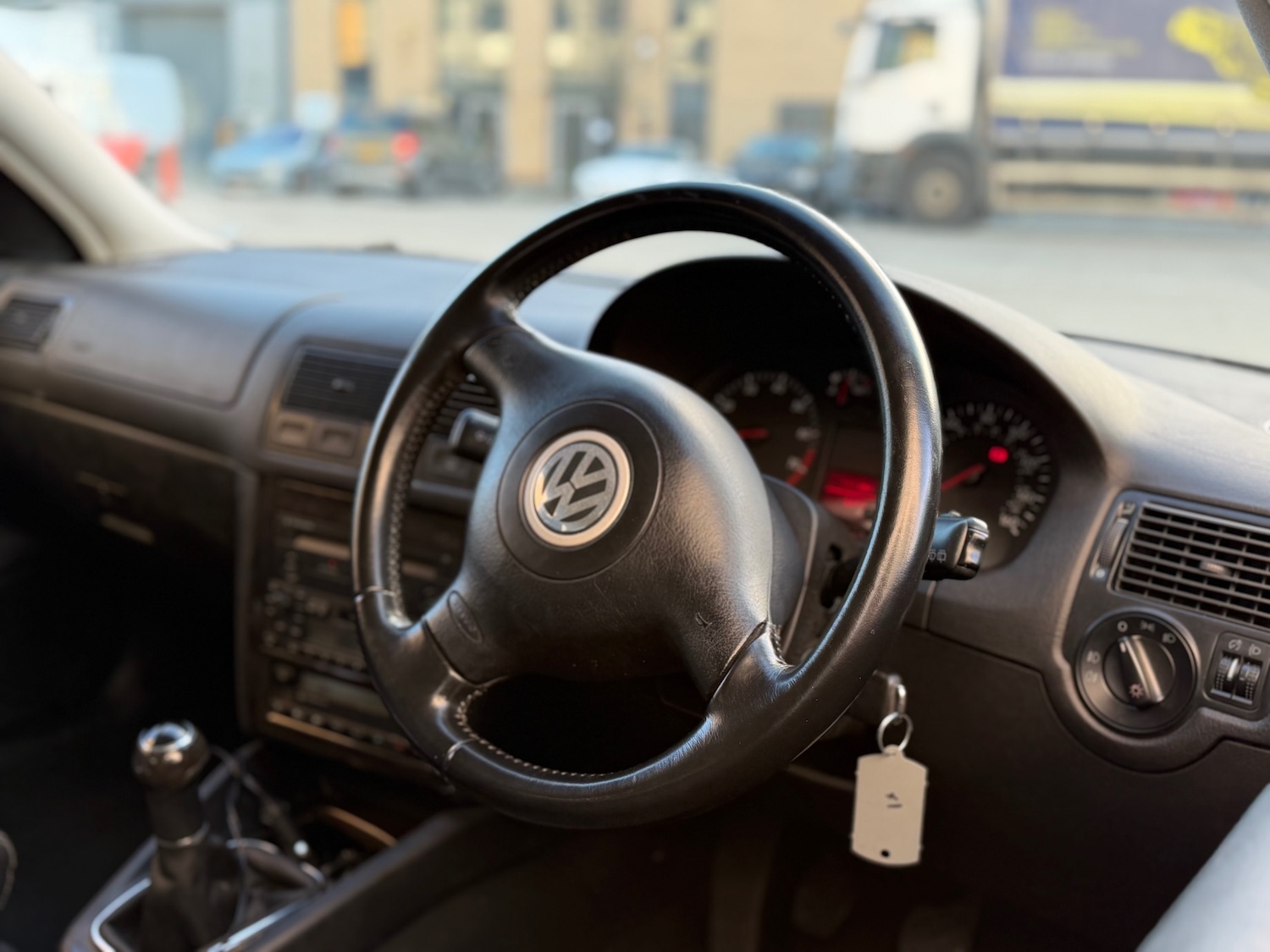 Used Volkswagen Golf 2003 for sale - 77036959: Photo 6