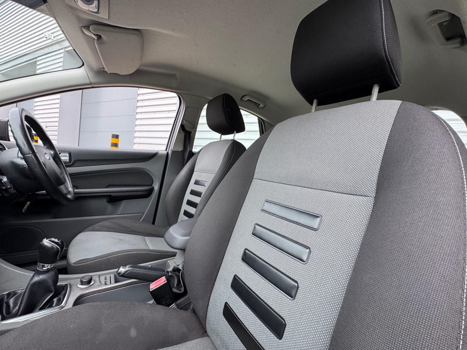 Used Ford Focus 2008 for sale - 76268819: Photo 9