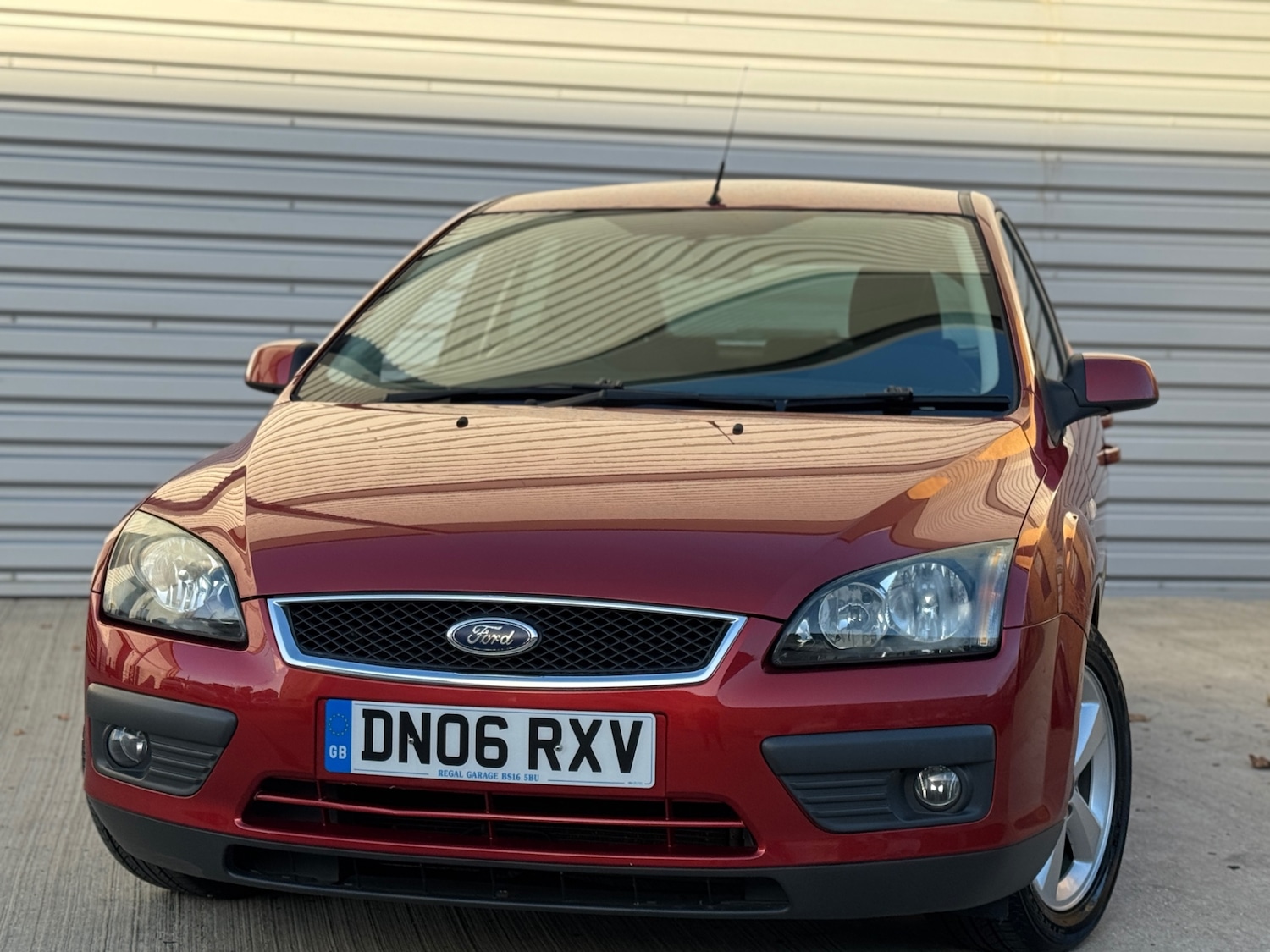 Used Ford Focus 2006 for sale - 76799651: Photo 2