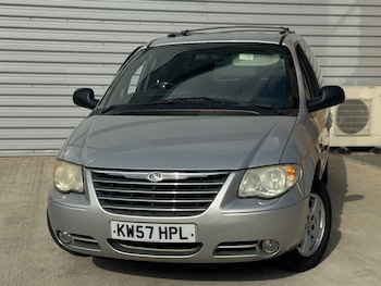 Used Chrysler Grand Voyager 2008 for sale - 76093873: Photo 2