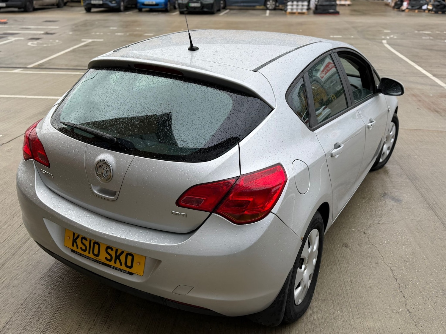 Used Vauxhall Astra 2010 for sale - 76885265: Photo 3