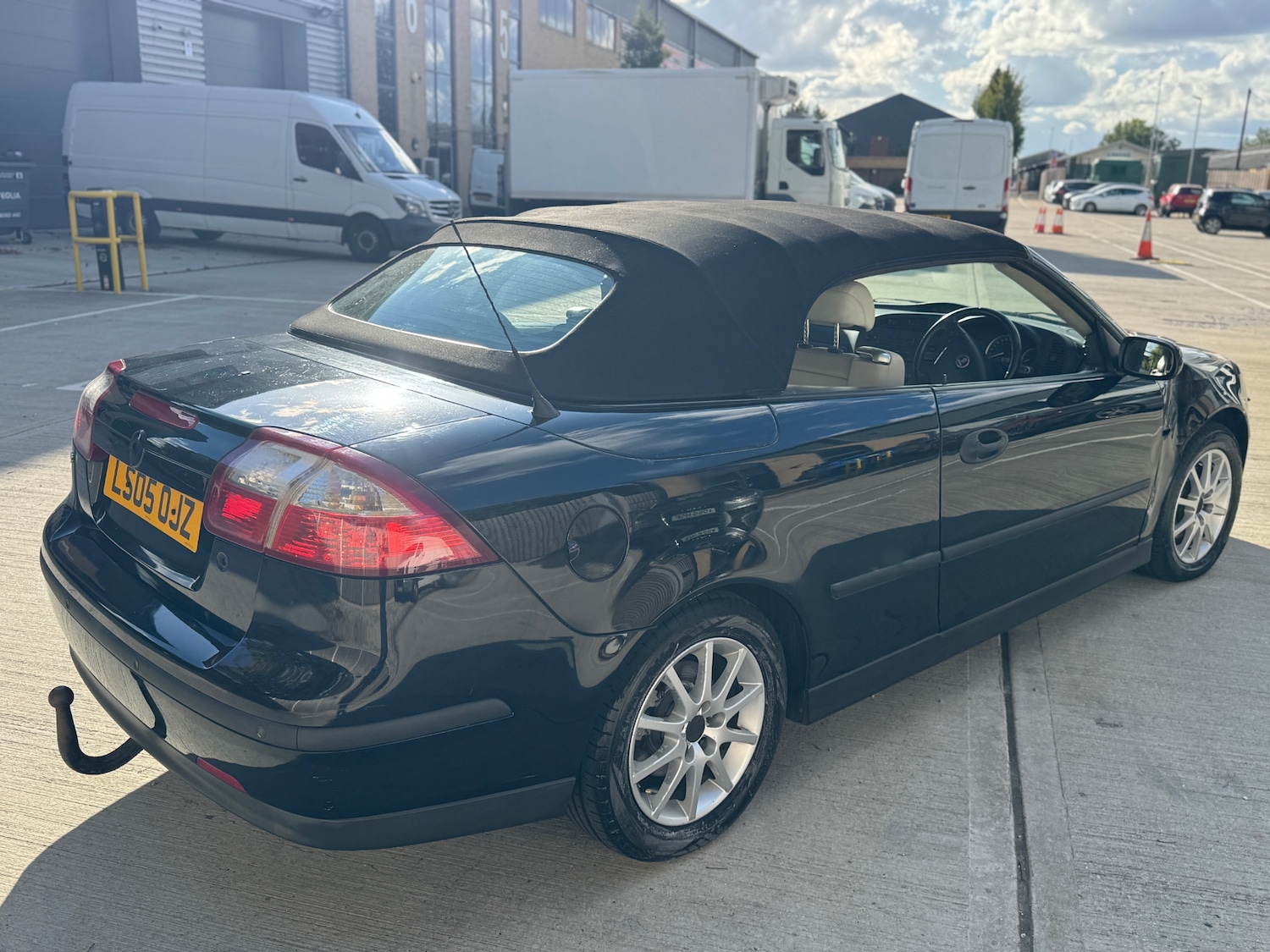 Used Saab 9-3 2005 for sale - 78045751: Photo 8