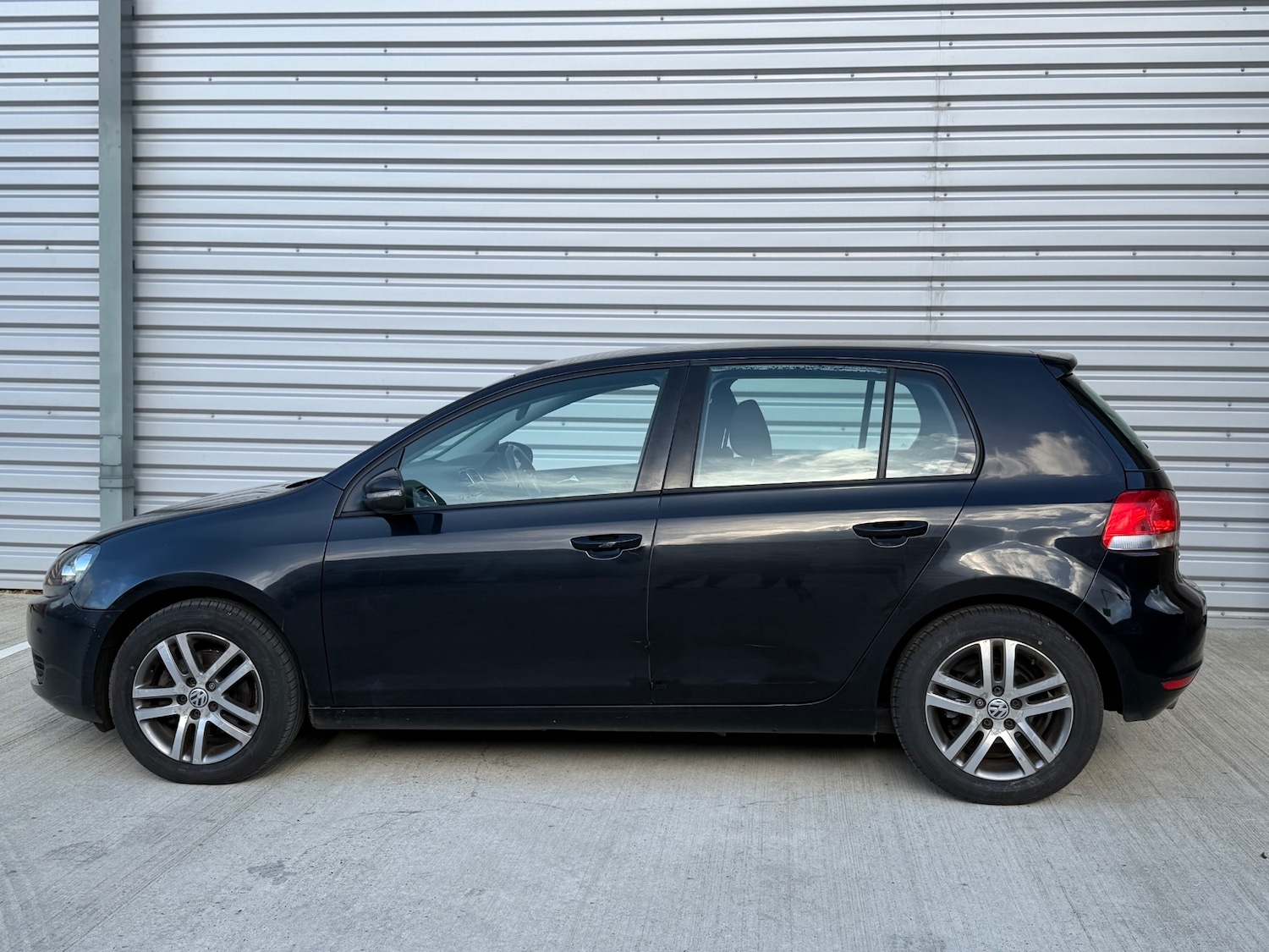 Used Volkswagen Golf 2012 for sale - 76571302: Photo 11