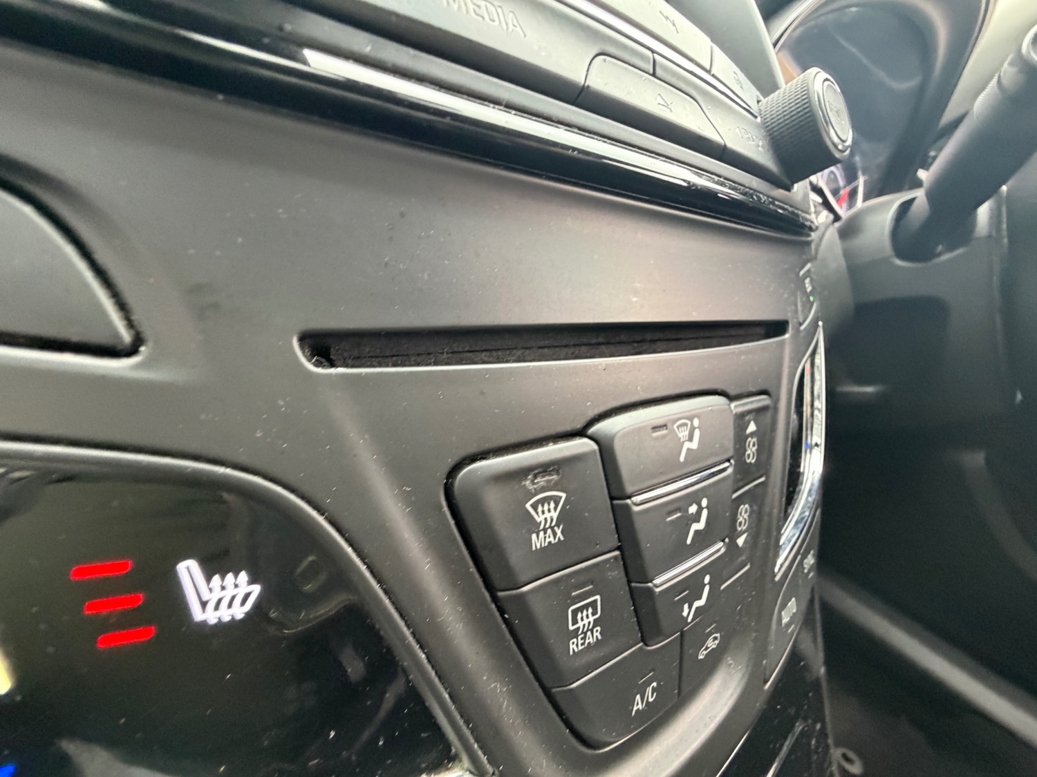 Used Vauxhall Insignia 2015 for sale - 78213905: Photo 17