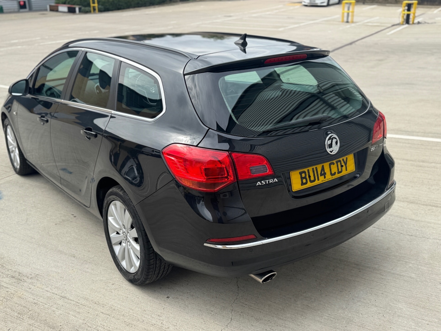 Used Vauxhall Astra 2014 for sale - 76020124: Photo 8