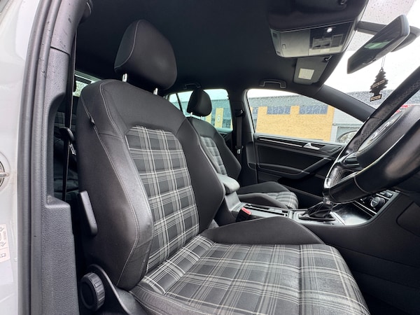 Used Volkswagen Golf 2014 for sale - 76174024: Photo 6