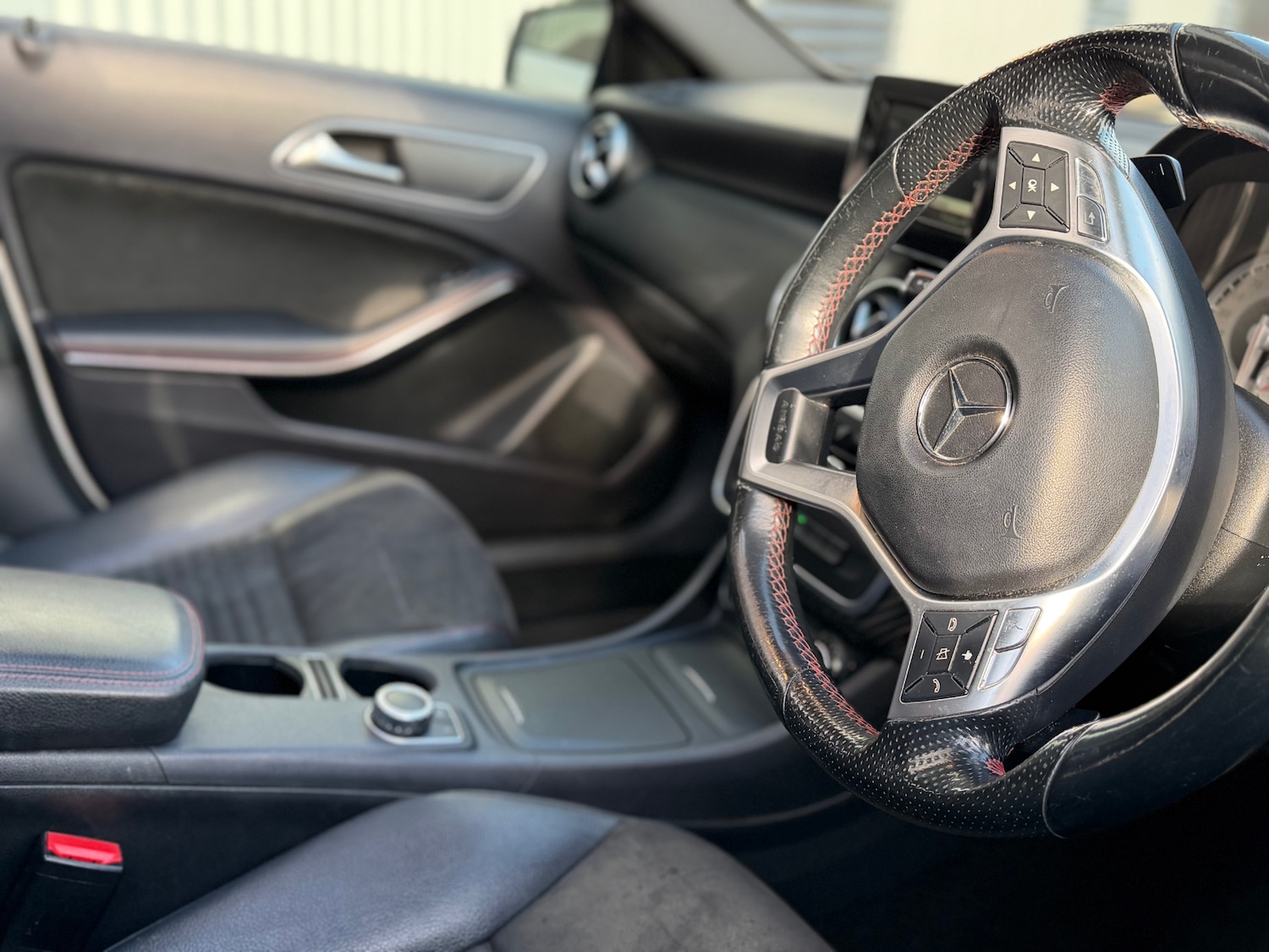 Used Mercedes-Benz A-Class 2014 for sale - 77837271: Photo 17