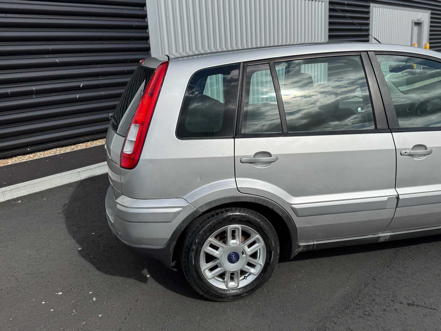 Used Ford Fusion 2006 for sale - 77837260: Photo 8