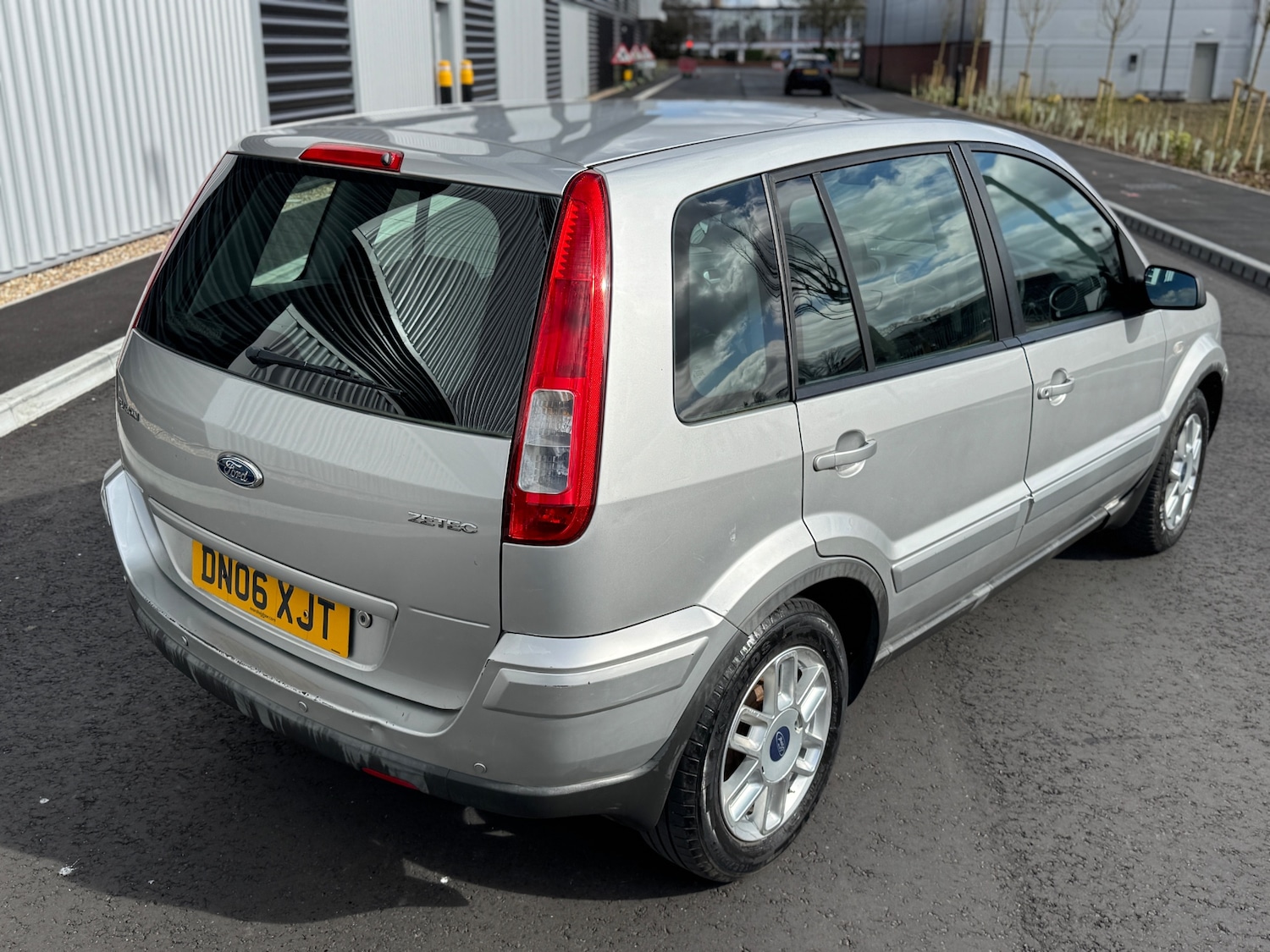 Used Ford Fusion 2006 for sale - 77837260: Photo 9