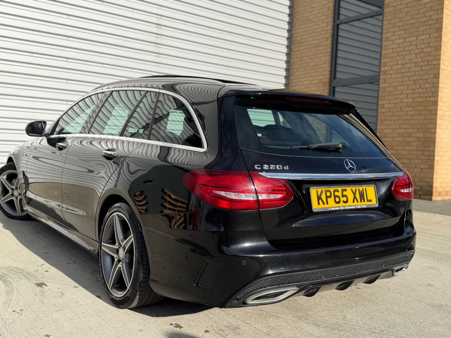 Used Mercedes-Benz C Class 2015 for sale - 76571339: Photo 12