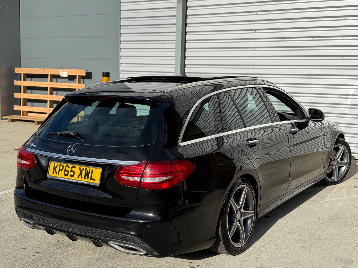 Used Mercedes-Benz C Class 2015 for sale - 76571339: Photo 17