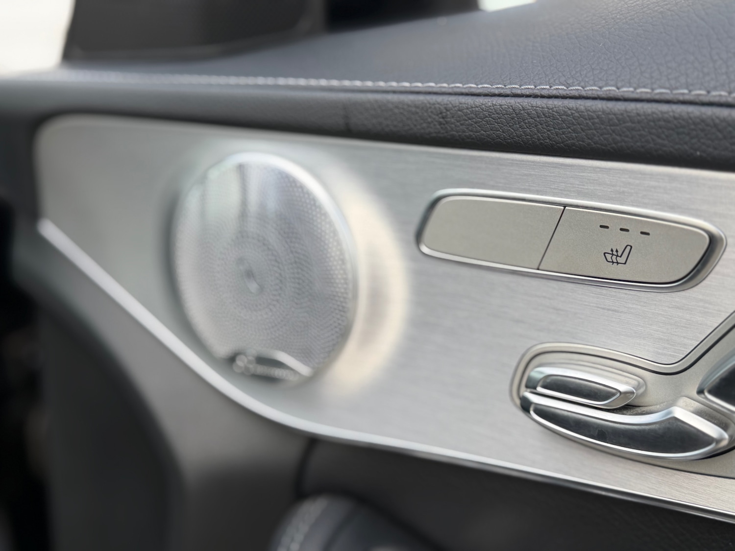 Used Mercedes-Benz C Class 2015 for sale - 76571339: Photo 8