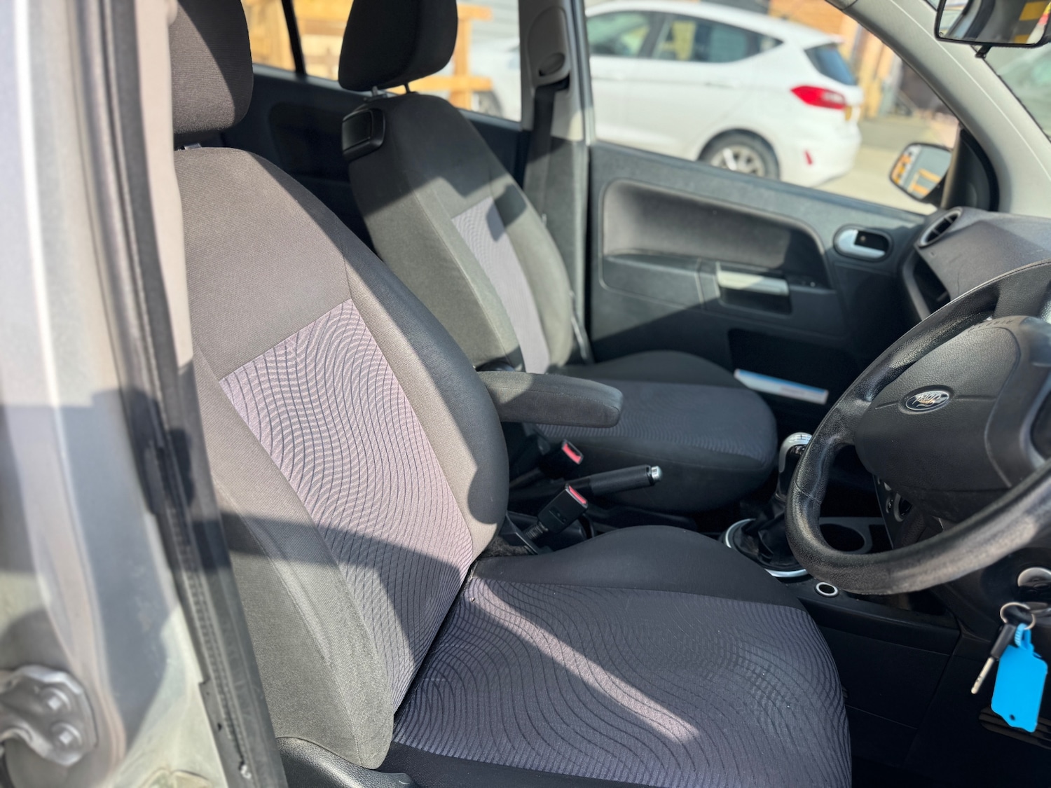 Used Ford Fusion 2006 for sale - 77669379: Photo 6