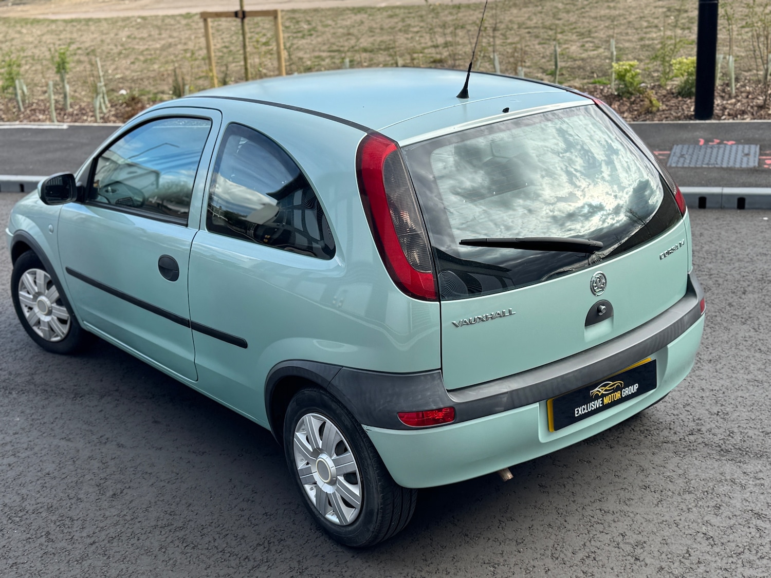 Used Vauxhall Corsa 2002 for sale - 78140539: Photo 9