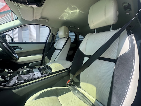 Used Land Rover Range Rover Velar 2017 for sale - 75575705: Photo 15