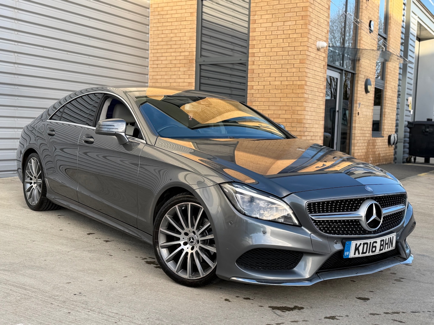 Used Mercedes-Benz CLS 2016 for sale - 77037043: Photo 2