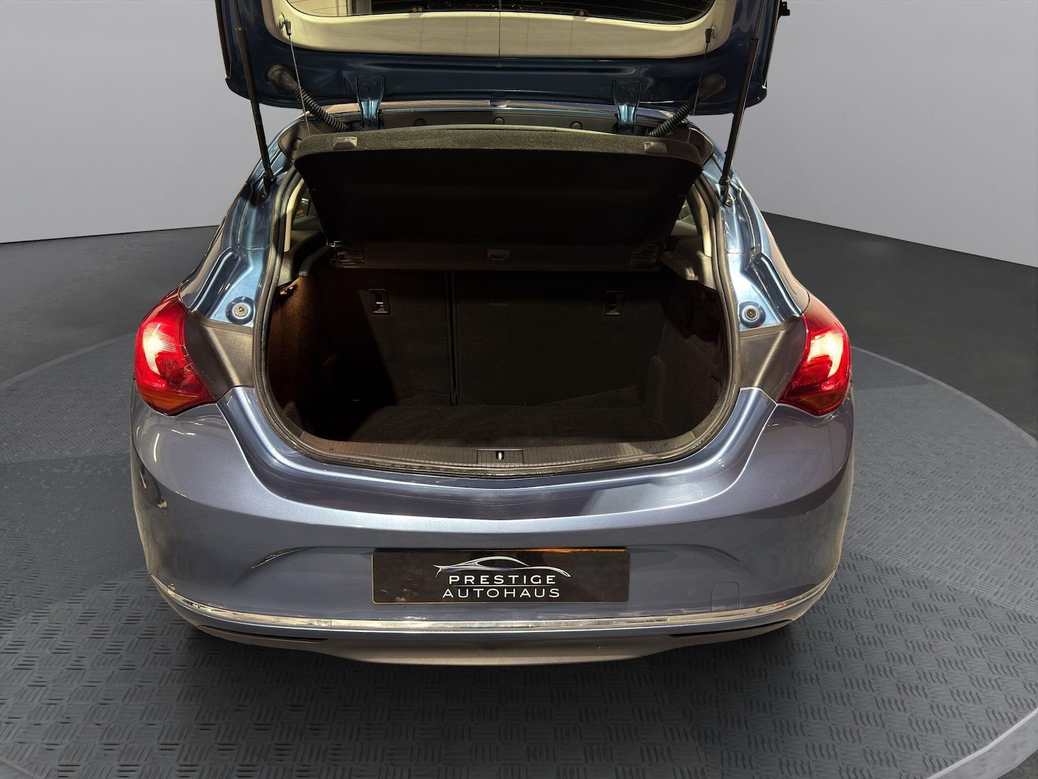 Used Vauxhall Astra 2015 for sale - 76520298: Photo 11