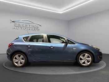 Used Vauxhall Astra 2015 for sale - 76520298: Photo