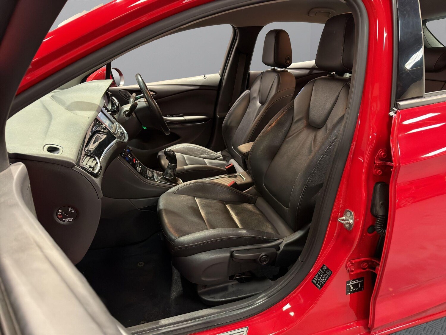 Used Vauxhall Astra 2017 for sale - 76635936: Photo 12