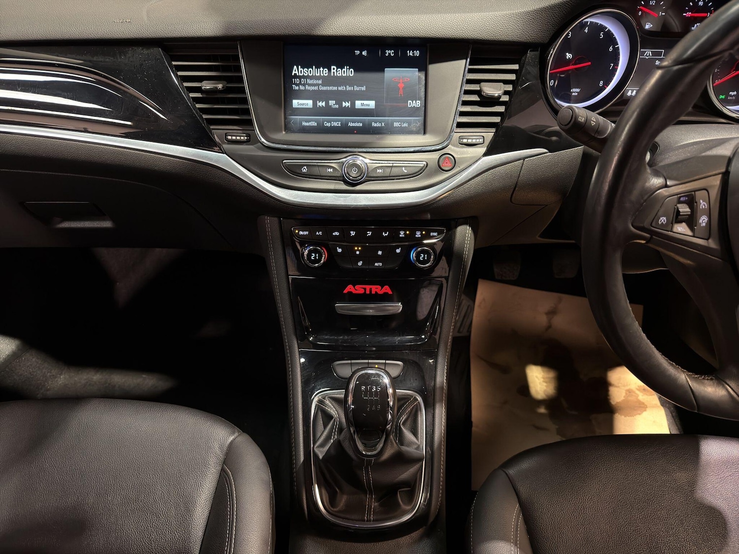 Used Vauxhall Astra 2017 for sale - 76635936: Photo 16