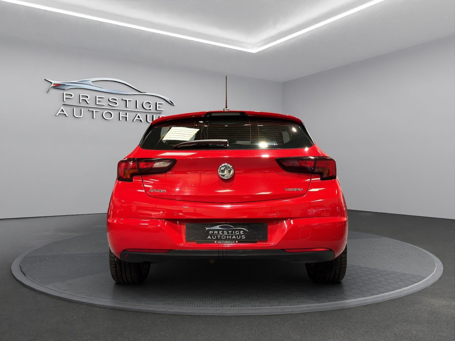 Used Vauxhall Astra 2017 for sale - 76635936: Photo 4