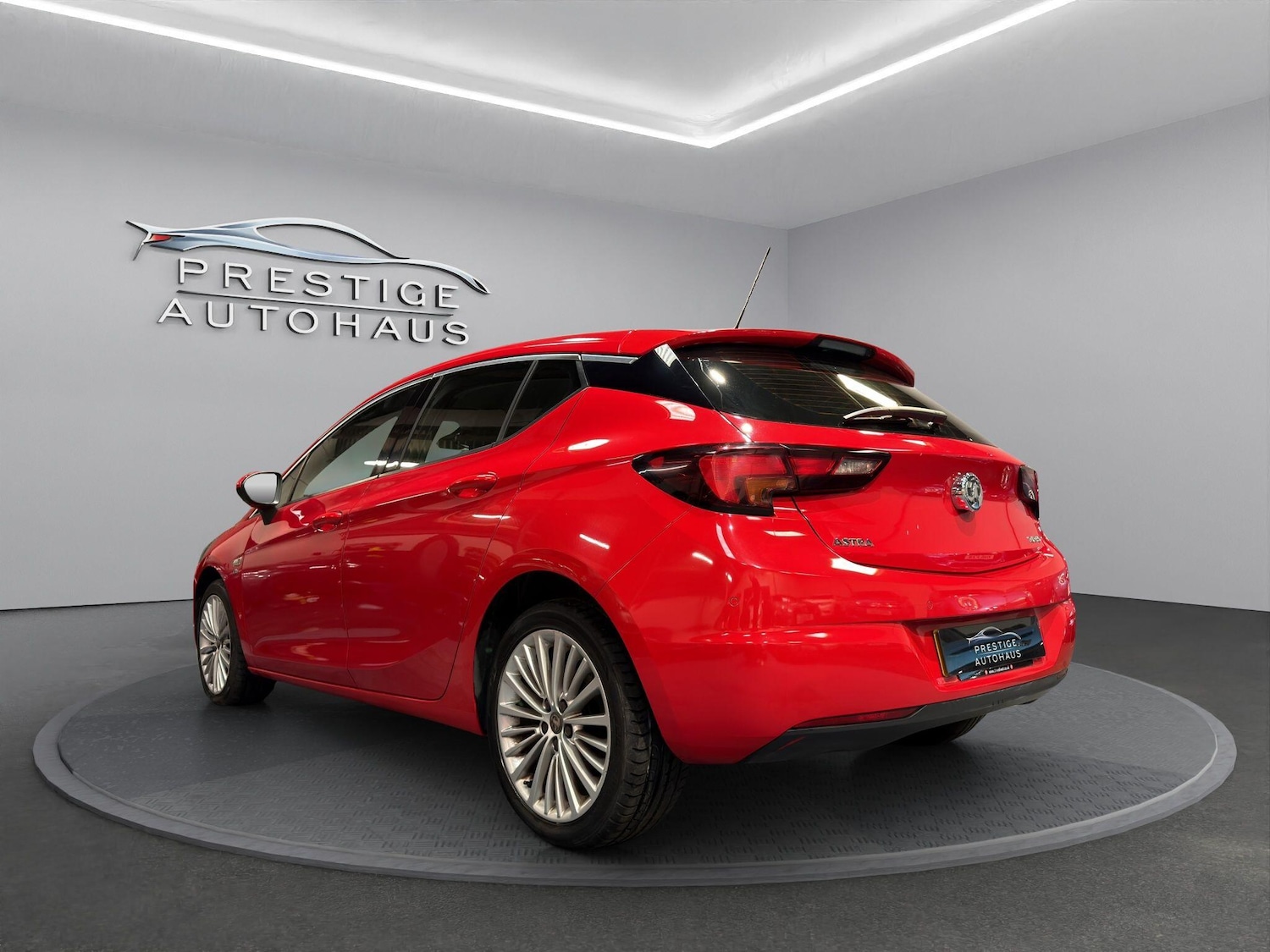 Used Vauxhall Astra 2017 for sale - 76635936: Photo 5