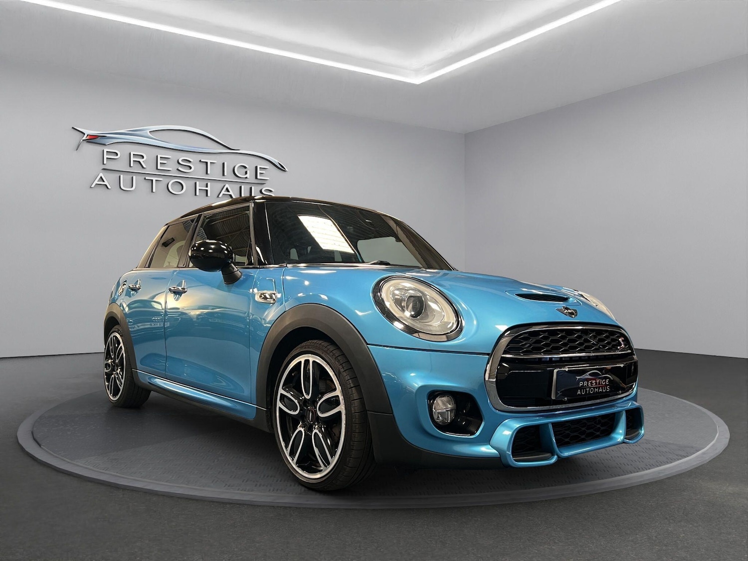 Used MINI Hatch 2015 for sale - 76767469: Photo 1