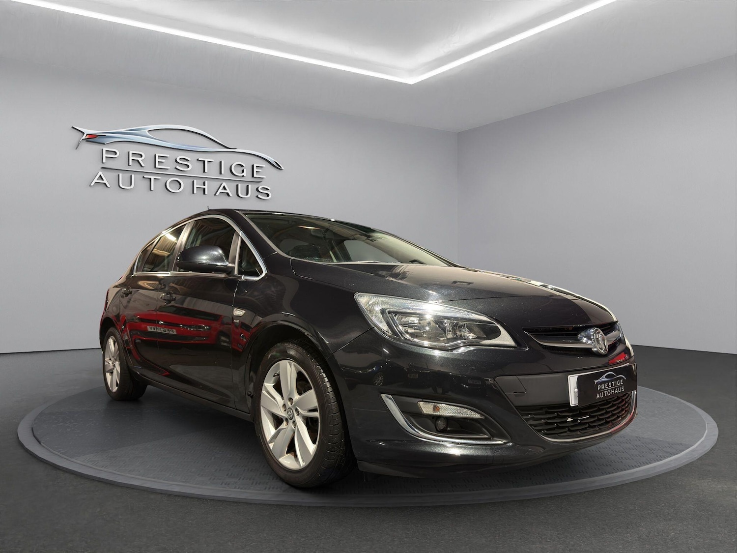 Used Vauxhall Astra 2014 for sale - 76826993: Photo 1