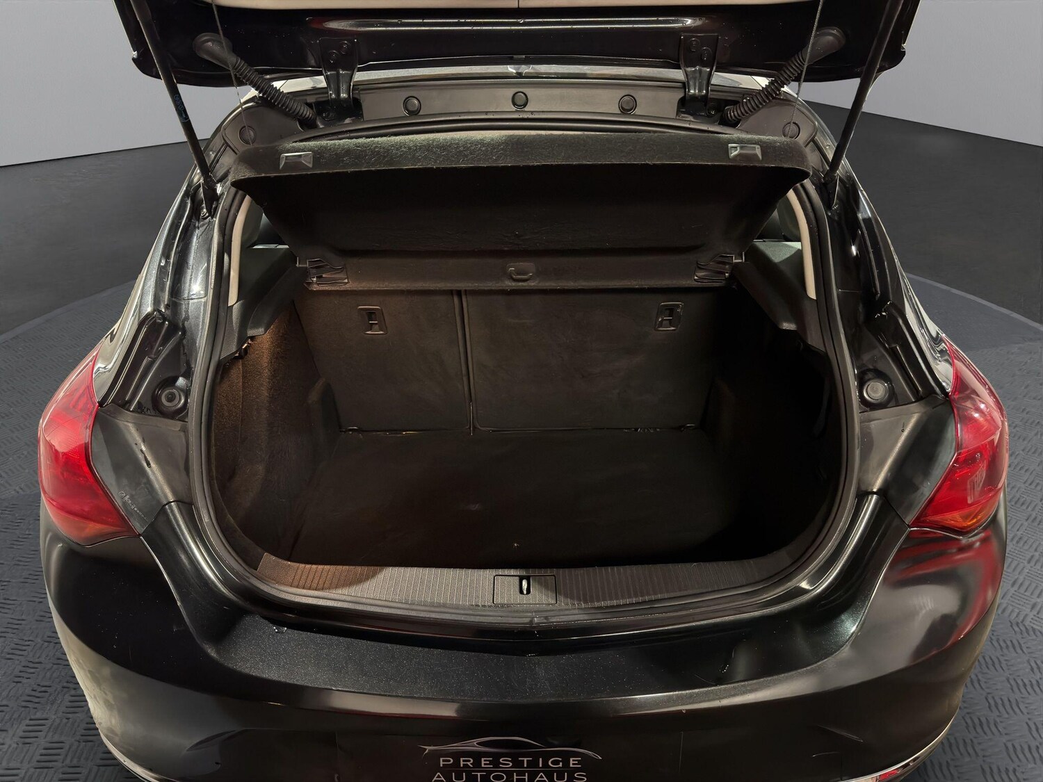 Used Vauxhall Astra 2014 for sale - 76826993: Photo 11