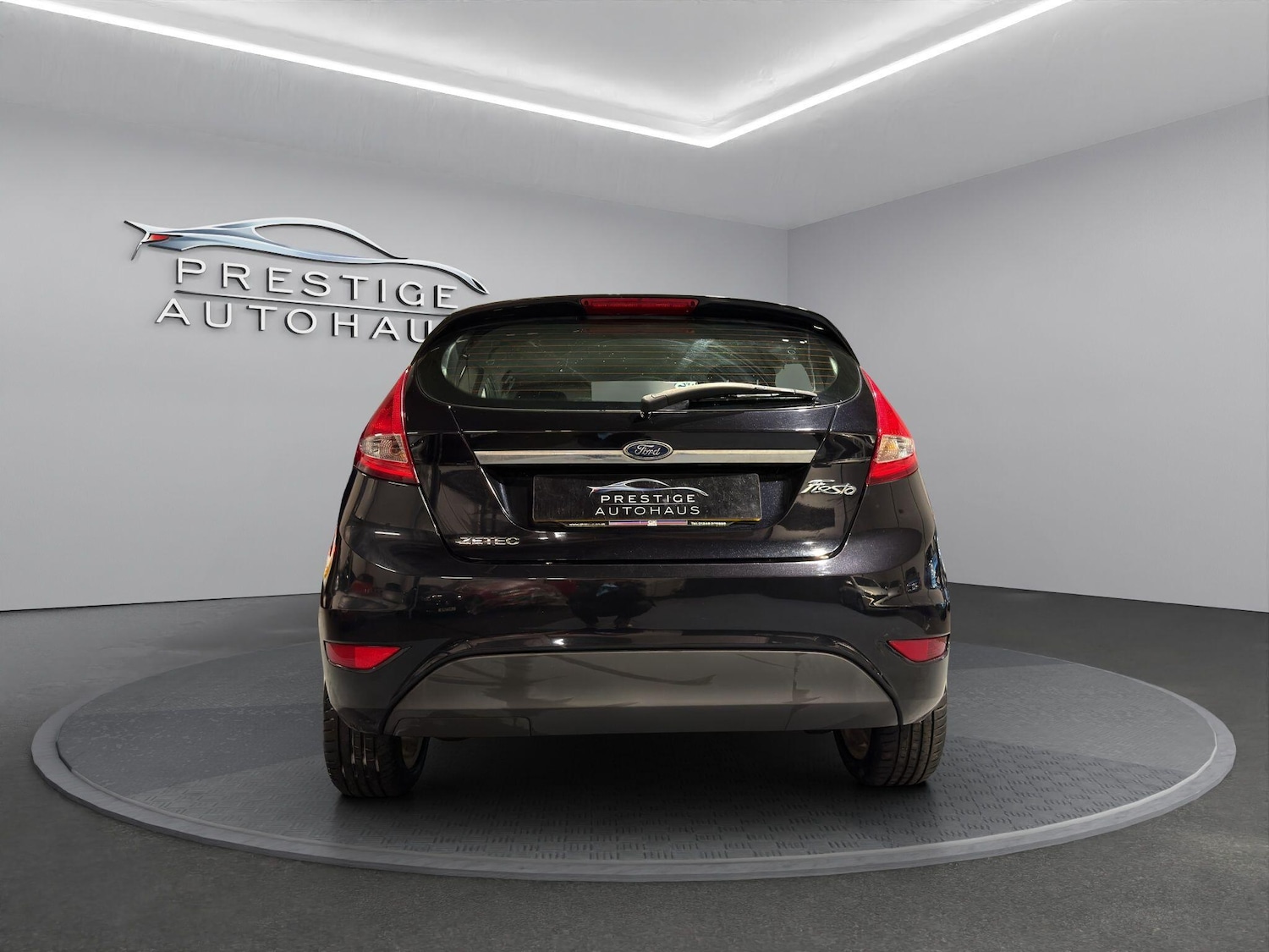 Used Ford Fiesta 2010 for sale - 76717619: Photo 3