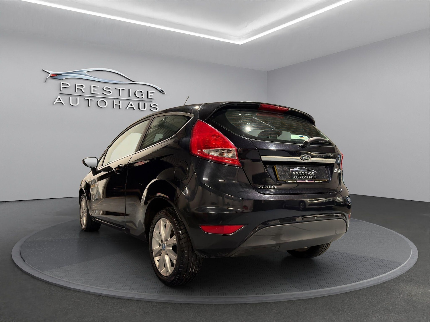 Used Ford Fiesta 2010 for sale - 76717619: Photo 4