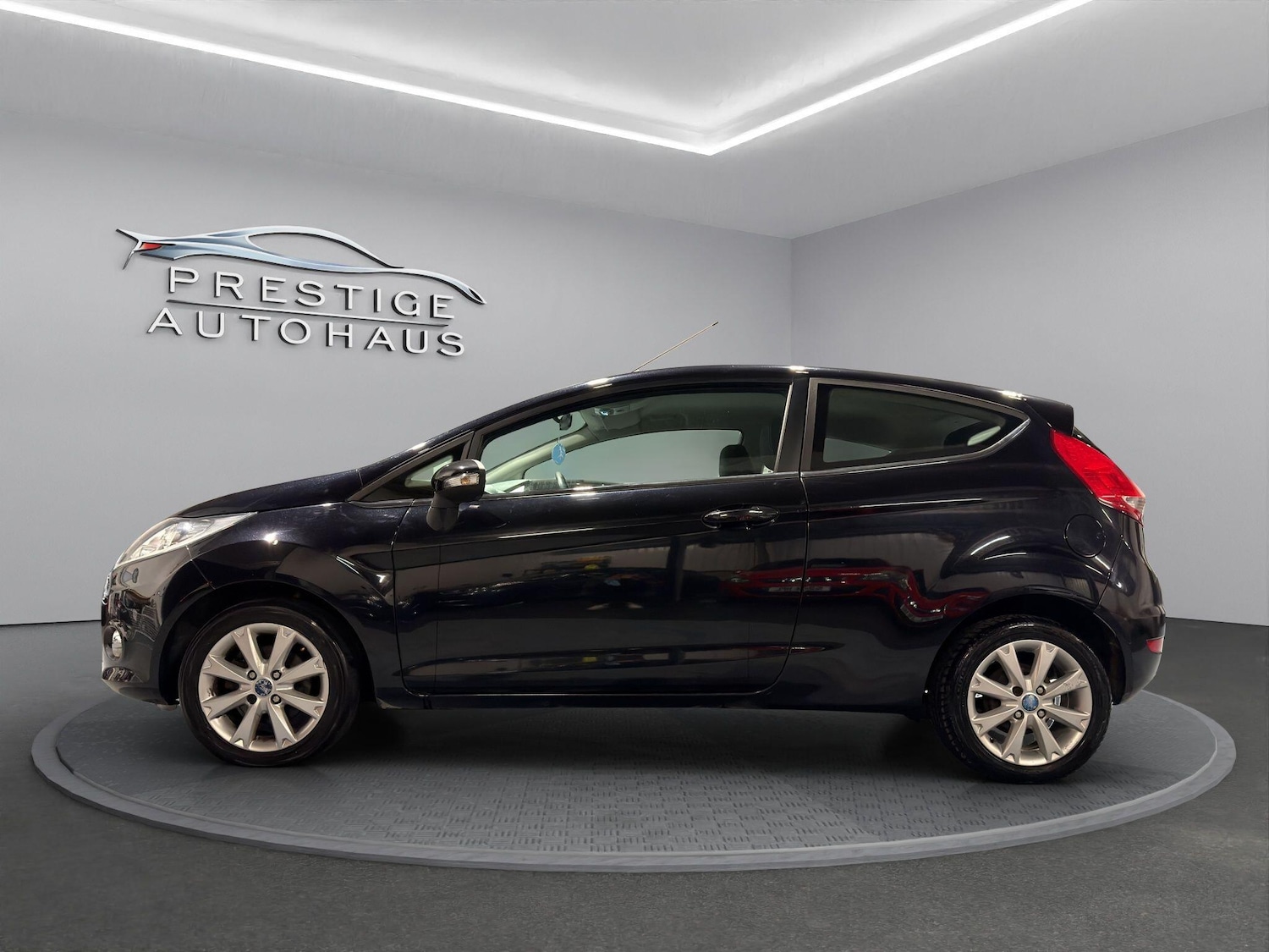 Used Ford Fiesta 2010 for sale - 76717619: Photo 5