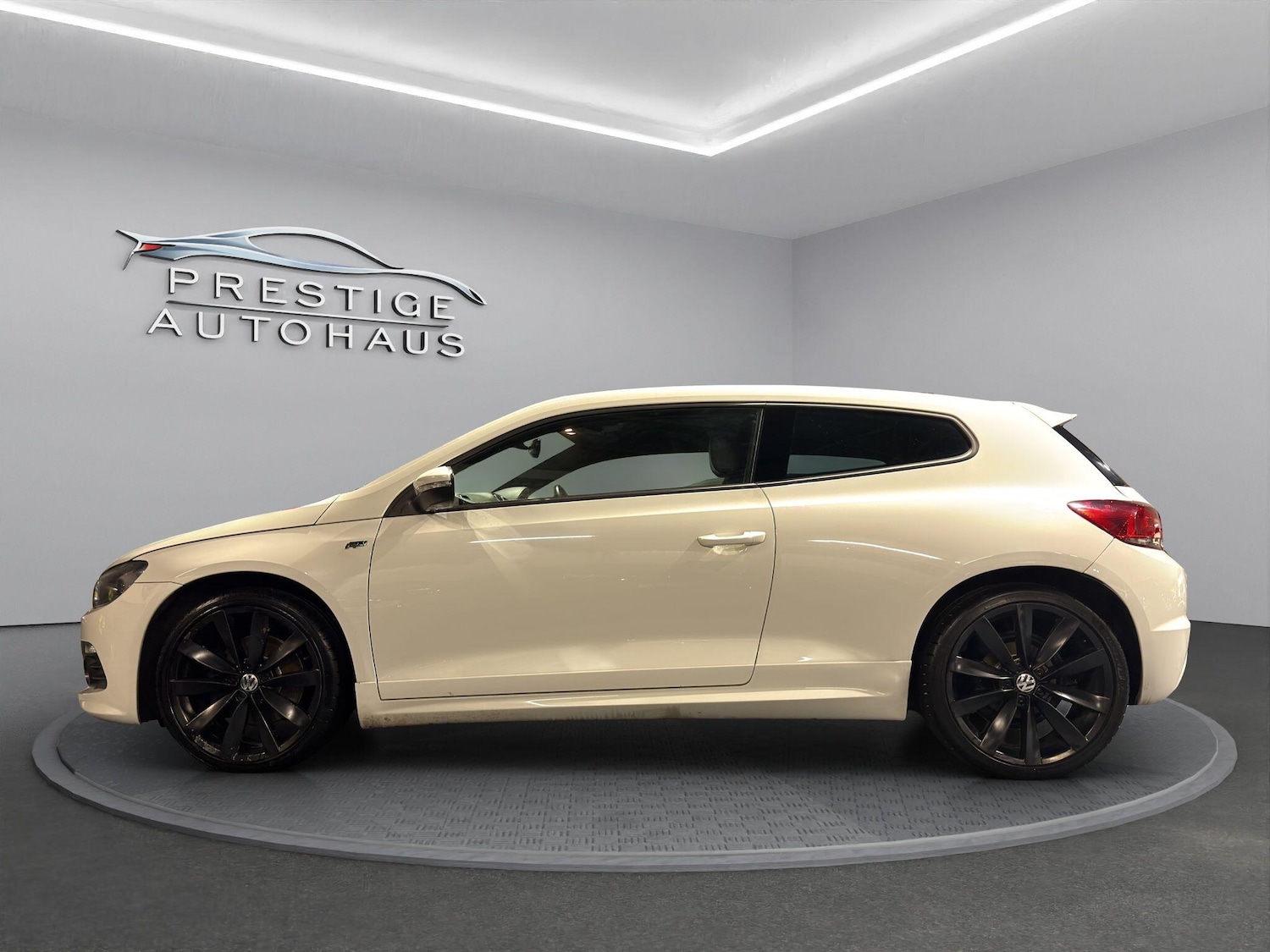 Used Volkswagen Scirocco 2014 for sale - 76648124: Photo 6