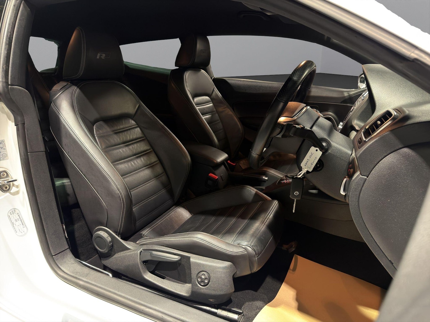 Used Volkswagen Scirocco 2014 for sale - 76648124: Photo 9