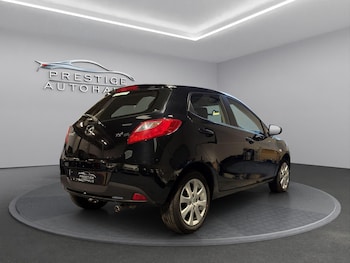Used Mazda Mazda2 2012 for sale - 76287930: Photo 3