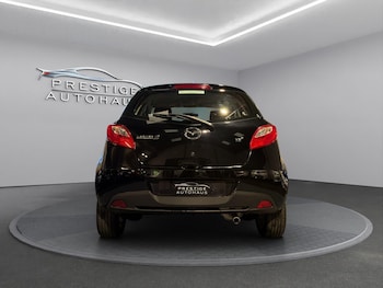 Used Mazda Mazda2 2012 for sale - 76287930: Photo 4