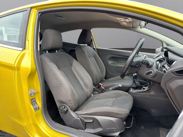 Used Ford Fiesta 2015 for sale - 76313809: Photo 9