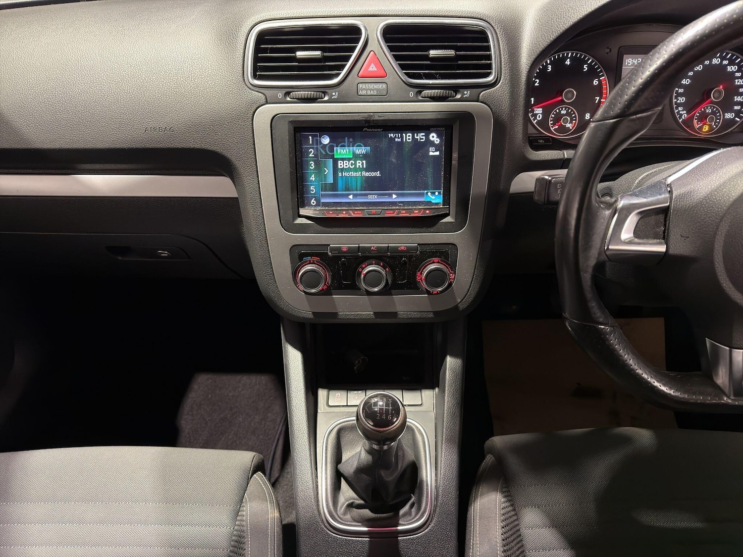 Used Volkswagen Scirocco 2011 for sale - 76635934: Photo 16